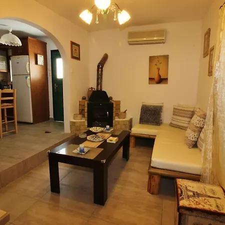 Eygenias House Holiday home