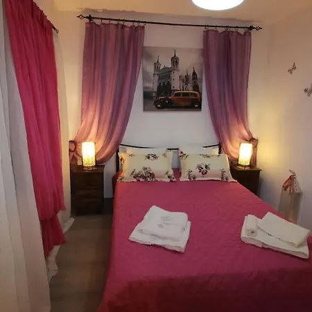 Eygenias House Holiday home